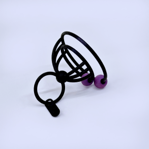 Mundr i Rummet Ring med bev�gelige kugler - sort/lilla 