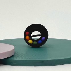 Mundr Donut ring - Sort med Regnbuekugler